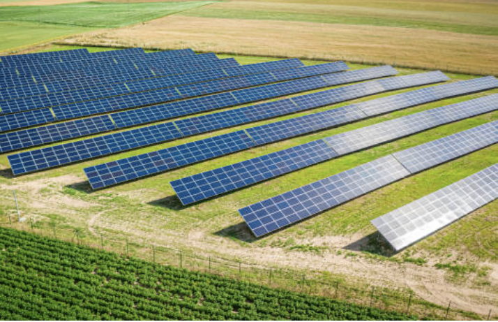 The Shift Towards Solar-Powered Commercial Landscaping