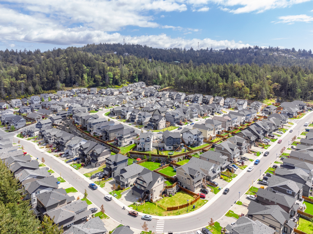 Image depicting West Hills Development neighbourhood and landscaping