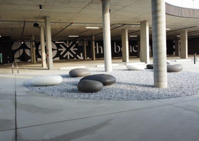 Minimalist exterior public seating and architectural design